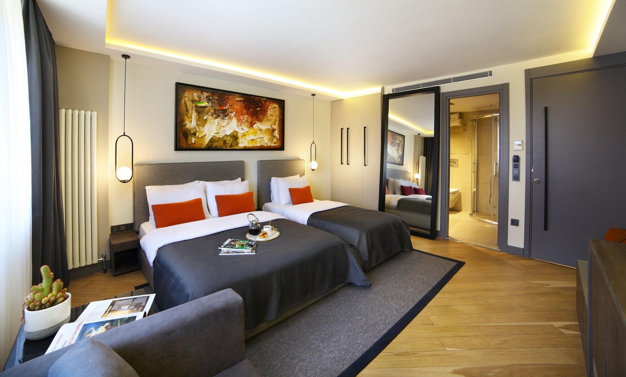 The Capital Suites Istanbul Exterior photo
