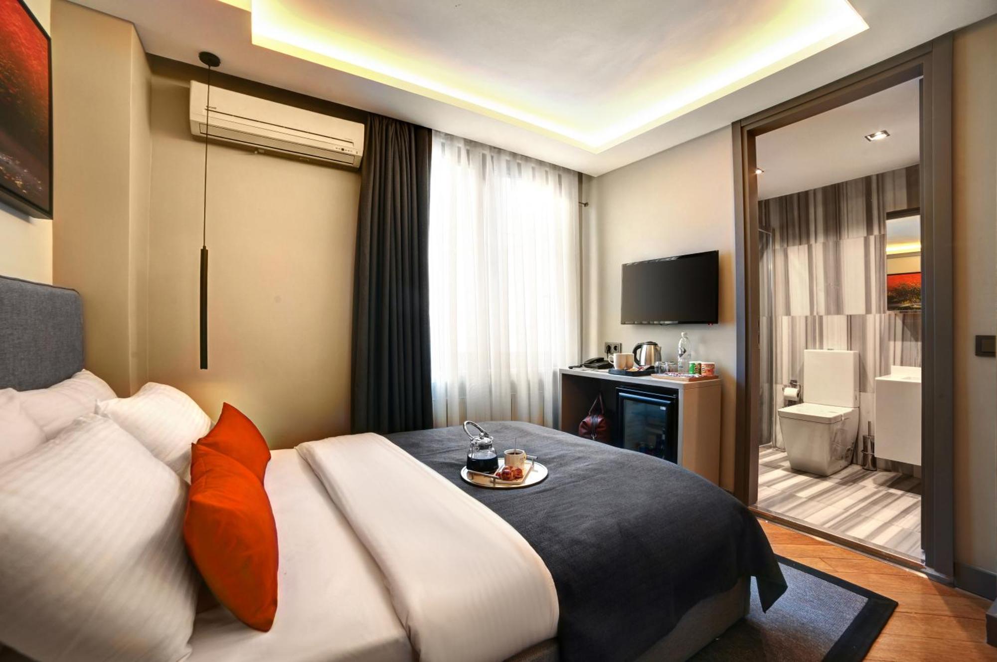The Capital Suites Istanbul Exterior photo