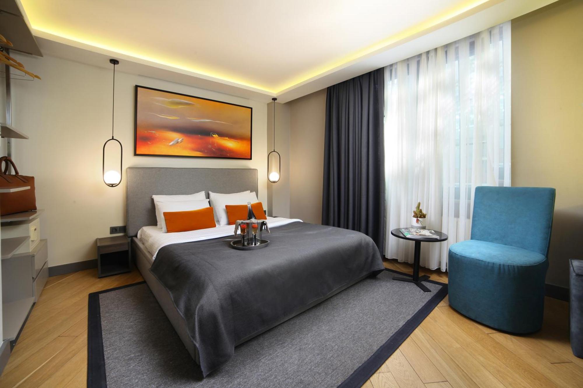 The Capital Suites Istanbul Exterior photo